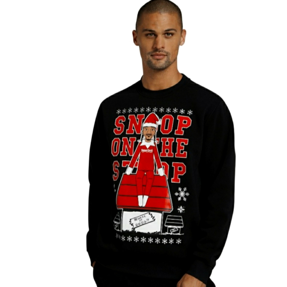 SNOOPY SUPPLY SNOOP ON THE STOOP CHRISTMAS FLEECE SWEATER 2XL